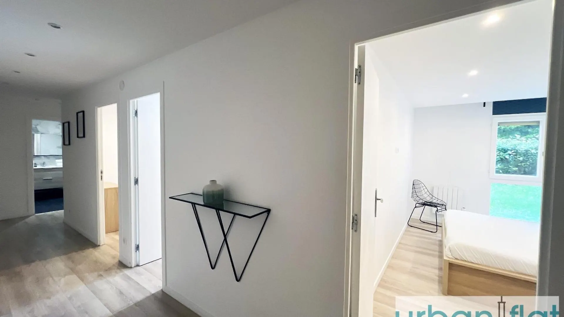 Urban Flat 182 - Spacious 4 Bedroom Flat In Apartment Paris